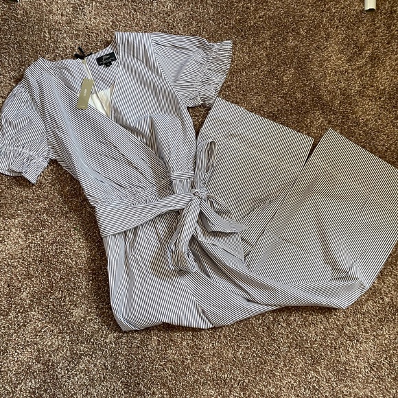 J.Crew Ruffle Stretch Cotton Poplin Jumpsuit - Picture 1 of 9